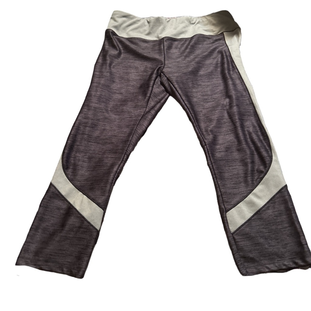 Women's HS Active Grey Capri Pants Size Large